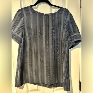 Banana Republic Navy and white shell